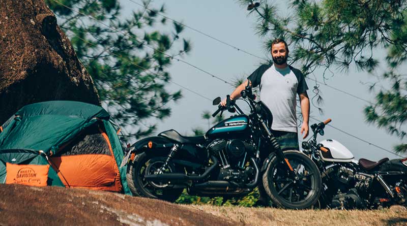 acampar de moto com a Harley