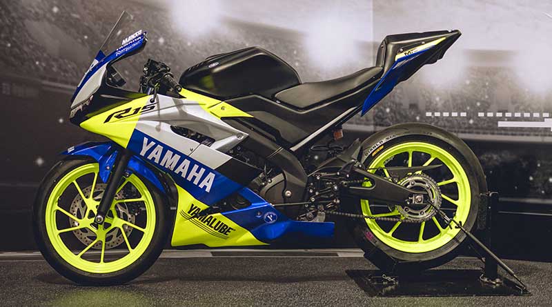 YAMAHA R15 ORIGINAL DE RUA JÁ É BOA PRA USAR NA PISTA? Testamos na