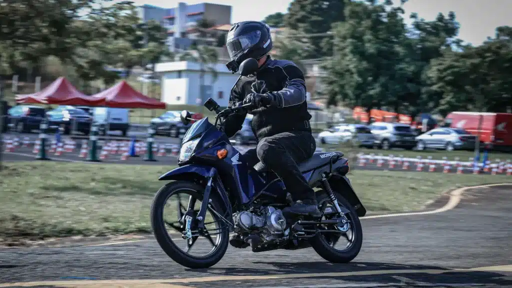 Honda Pop azul