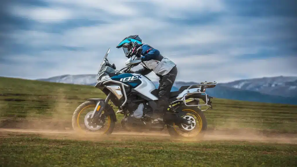 CFMOTO IBEX 700